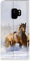 Geschikt voor Samsung Galaxy S9 Flip Style Cover Paarden