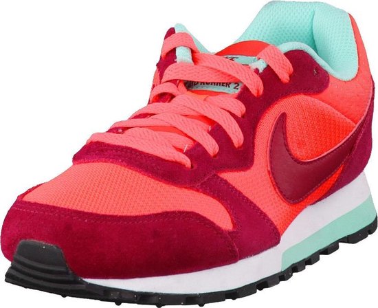 Nike MD Runner 2 Sneakers Dames Sportschoenen Maat 38.5 Vrouwen oranje rood groen bol