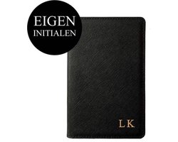 Nageslacht Kangoeroe Bek Lederen paspoorthouder met eigen naam / initialen in Zwart - Luxe echt  leer... | bol.com