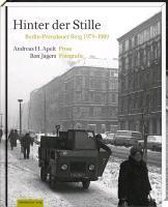 Hinter der Stille