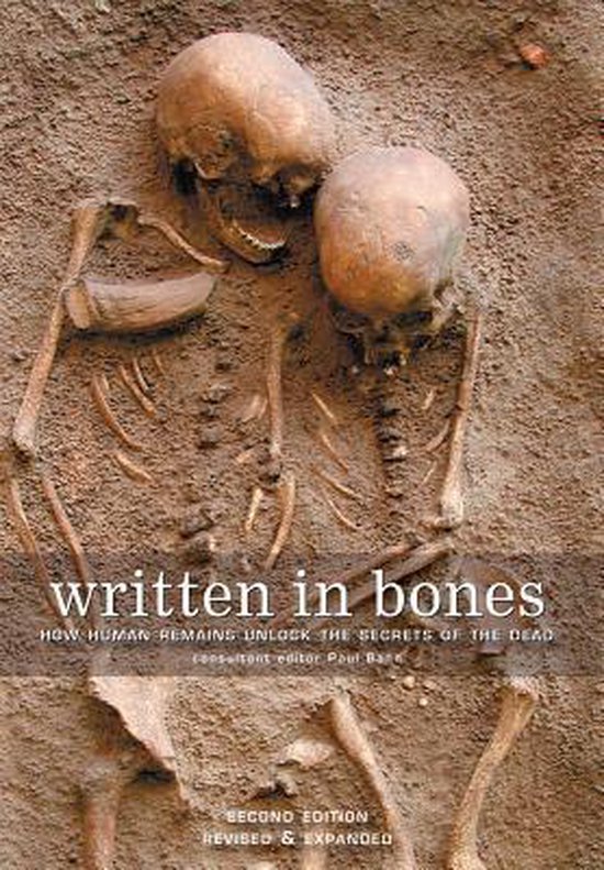 Deux squelettes dans une tombe, avec le texte 'written in bones'.