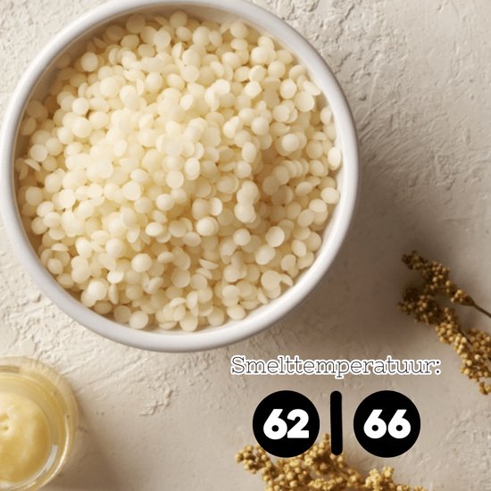 Granulés de cire d'abeille blanche dans un bol avec le texte 'Température de fusion : 62 | 66'.