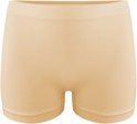 Nude, naadloze boxershort op een zwarte achtergrond.