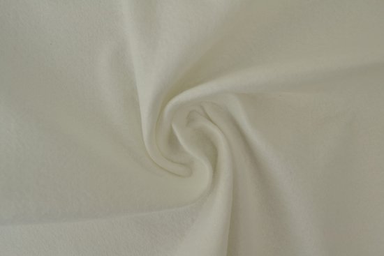 Cirkels, ringetjes, knoopjes en stof | Farmyard Quilting Designs