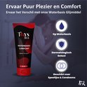 Tube "Waterbased Lubricant" van "Toys Hub" met afbeelding van een koppel op de achtergrond. Iconen: op waterbasis, dermatologisch getest, geschikt voor speeltjes & condooms.