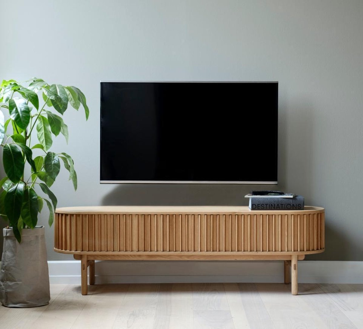 Giga Living Tv-meubel Carno - eikenfineer naturel - 160x45x48 cm - 2 deuren - 1 lade Naturel Naturel