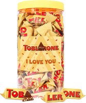 Toblerone Mini chocolat "I Love You" - Cadeau Saint Valentin - chocolat au lait au nougat, amande et miel - 500g