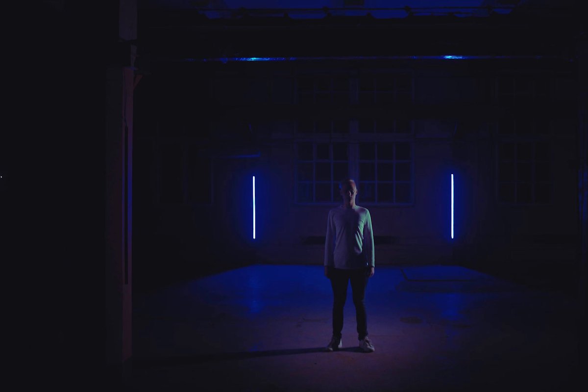 For The Win® For The Win Gaming Bureau met LED Verlichting - Game Bureau - Incl. RGB Muismat - Gaming Desk - Computer Tafel - Gaming Tafel