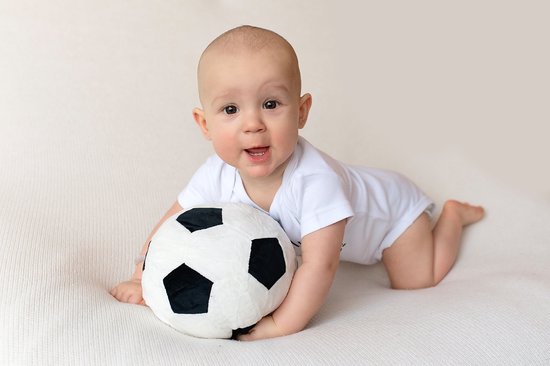 Kraamcadeau jongen met voetbalsokjes en babysneakers - kan ook rechtstreeks worden verstuurd - kraamkado jongen - kraamcadeau voetbal van Bulyxx — afbeelding 3