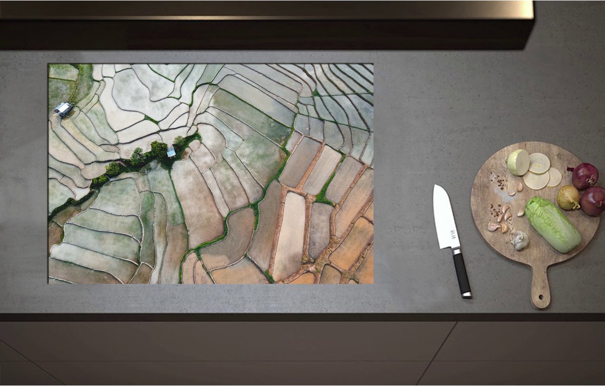 Inductieplaat Beschermer - Bovenaanzicht van de Rijstvelden van Vietnam - 80x55 cm - 2 mm Dik - Inductie Beschermer - Bescherming Inductiekookplaat - Kookplaat Beschermer van Wit Vinyl