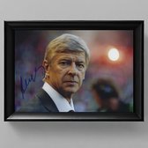 Arsene Wenger Ingelijste Handtekening – 15 x 10cm In Klassiek Zwart Frame – Gedrukte handtekening – Voetbal - Football Legend - Coach - Arsenal FC - Frankrijk