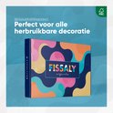 Een Fissaly feestdecoratie doos met een kleurrijk abstract patroon en de tekst 'Fissaly party decoration'.