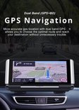GPS-navigatiescherm toont een kaart van Wenen met route.