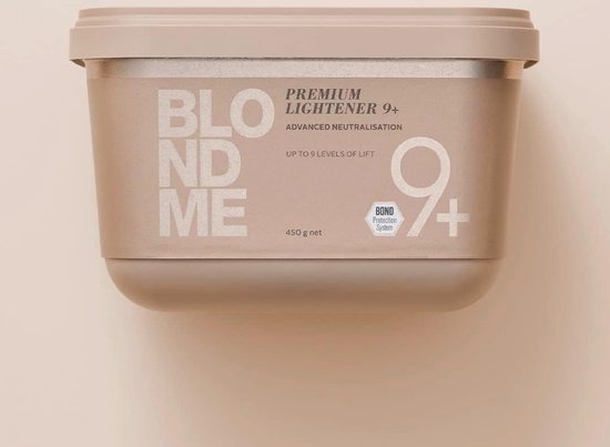 Lichtbruine container met "BLOND ME PREMIUM LIGHTENER 9+", "UP TO 9 LEVELS OF LIFT" en "BOND Protection System".