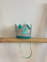 Haarkroon-verjaardagskroon-verjaardag-kroon-cakesmash-fotoshoot-haarband-kind-2 jaar-tweede verjaardag