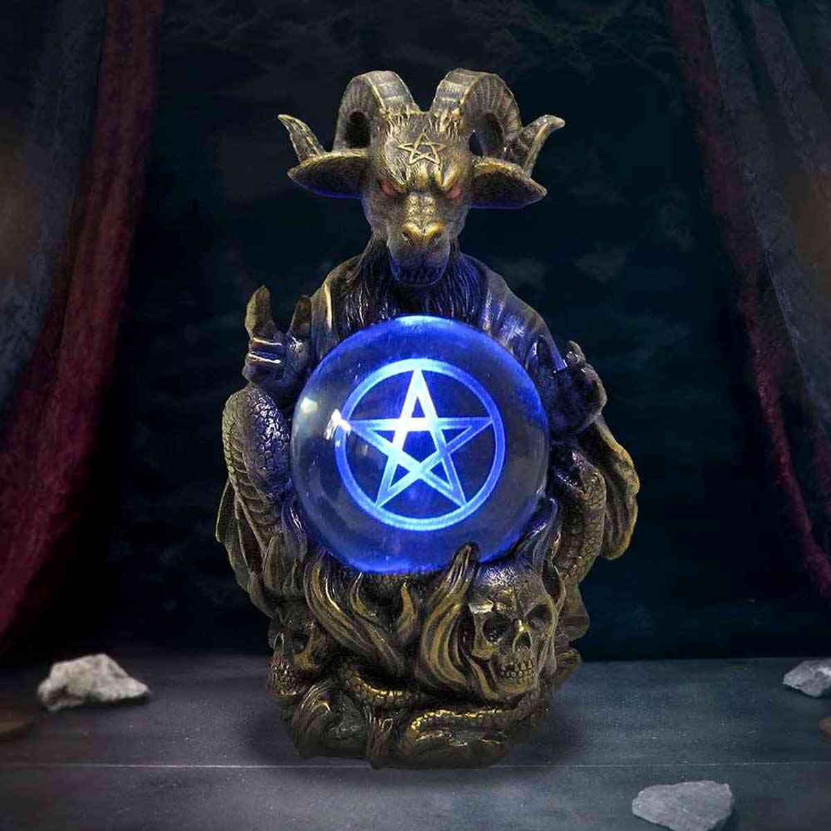 Nemesis Now - Orbuculum of the Baphomet - met LED licht - 16cm Beeld/figuur - Bronskleurig
