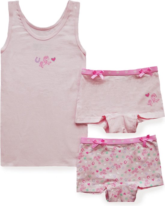 Roze hemd met paardjesprint en bijpassende roze shorts met strikjes, met paardjes en hartjesprint.