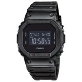 G-Shock Classic Style DW-5600UBB-1ER Bluetooth horloge