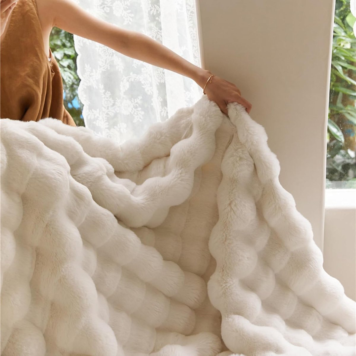 Snug Rug Yeti Luxe Hoogpolige Deken Van Imitatiebont, Pluizige Zachte Gezellige Warme Voor Bedbank En Fauteuil Gigantische Zwaargewicht 2 5 Kg Kingsize 200 X 220 Cm 6 5 Ft 7 2 Ft Polar 661906661