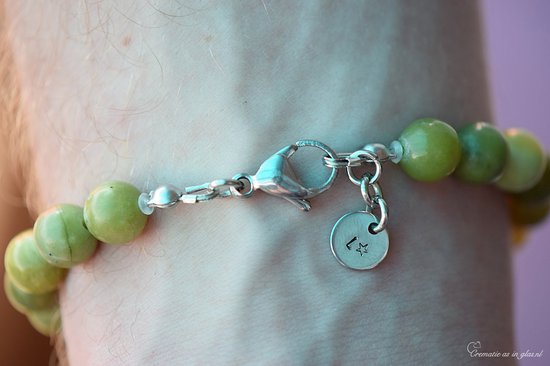 Urn-Crematie-as Heren armband-As in glaskraal met natuursteen Serpentijn Army Green kralen -Sieraad wordt voor u op maat gemaakt!-Armband met crematie-as verwerkt in kraal van glas-Herinnering-Assieraad-Crematie-as van mens-dier in glas gesmolten