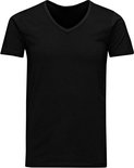 Zwarte V-hals T-shirt met korte mouwen, staand.