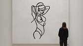 Vrouw5 - Silhouette - Metaalkunst - Grijs - 60 cm- Line Art Decoratie - Muur Decoratie- Cadeau voor Vrouw- Inclusief ophangsysteem