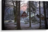 Canvas  - Bos in de Winter met Huis - 90x60cm Foto op Canvas Schilderij (Wanddecoratie op Canvas)
