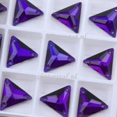 Opnaai Strass  steentjes, Triangle Purple Velvet, Sew on Stone, 3 holes Flatback Rhinestones, Strass Triangle 16mm 18st| Strasstenen van Glas | Glitter steentjes voor turnpakje, Ritmische pak