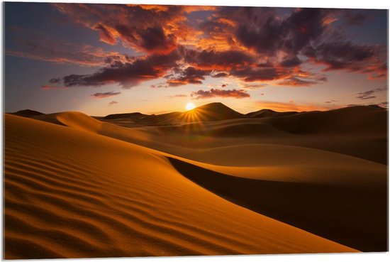 Acrylglas - Verlaten Woestijn met Zonlicht - 90x60cm Foto op Acrylglas (Met Ophangsysteem)