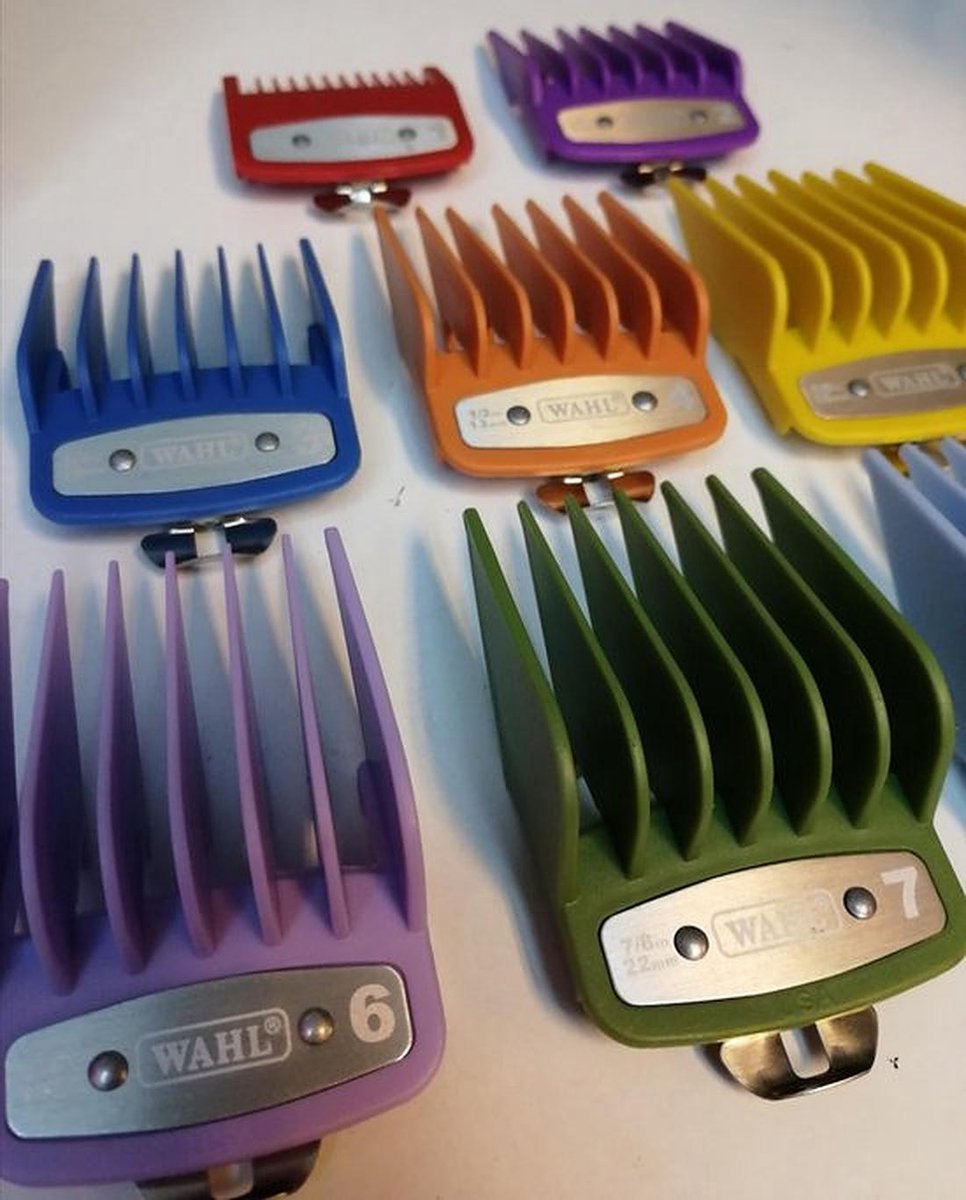 Jeu De 8 Contre-peignes De Couleurs Pour Tondeuse Wahl - Accessoire Coiffure - Référence 03170-400 - Neuf Sous Blister