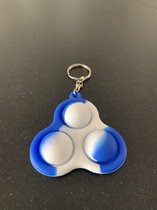 Pop it fidget - sleutelhangers - wit blauw - gifts - driehoekig - siliconen