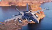 Airfix - L Starter Set - Mcdonnell Douglas F-18 Hornet (8/19) *