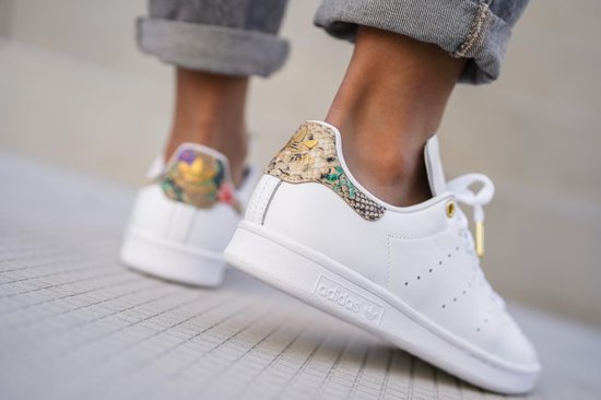 Adidas Stan Smith W White/Snake maat 40 2/3 | bol.com