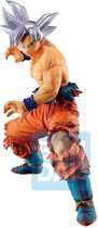 Dragon Ball Super - Ichibansho Son Goku Ultra Instinct Ultimate Variation Figure 21cm