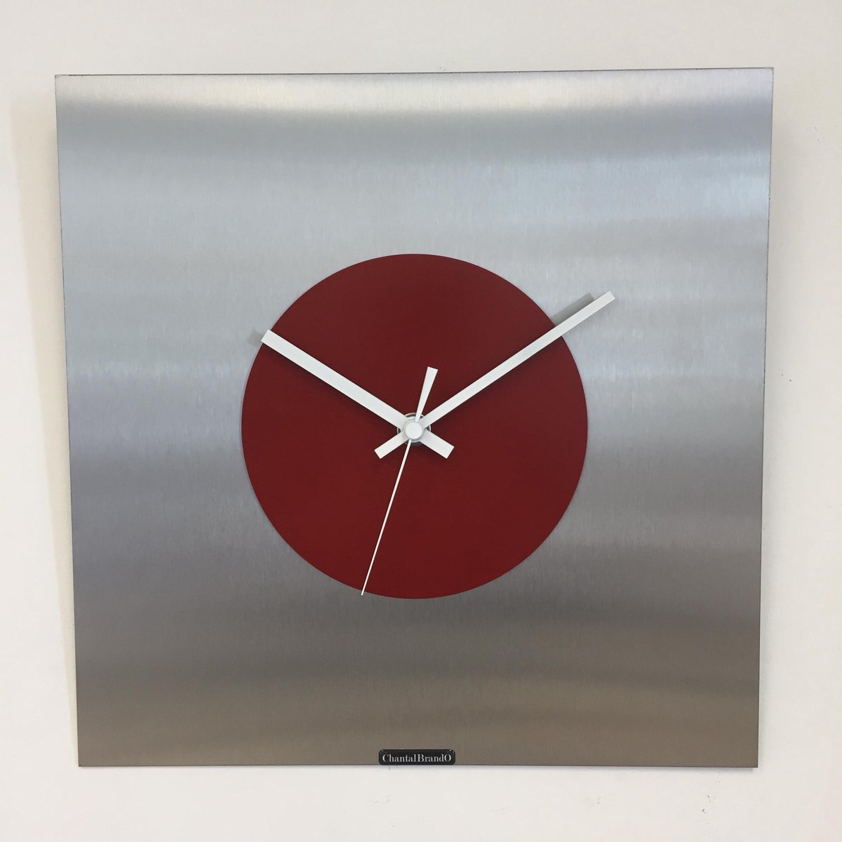Wandklok THE SQUARE - RED CIRCLE - MODERN DUTCH DESIGN