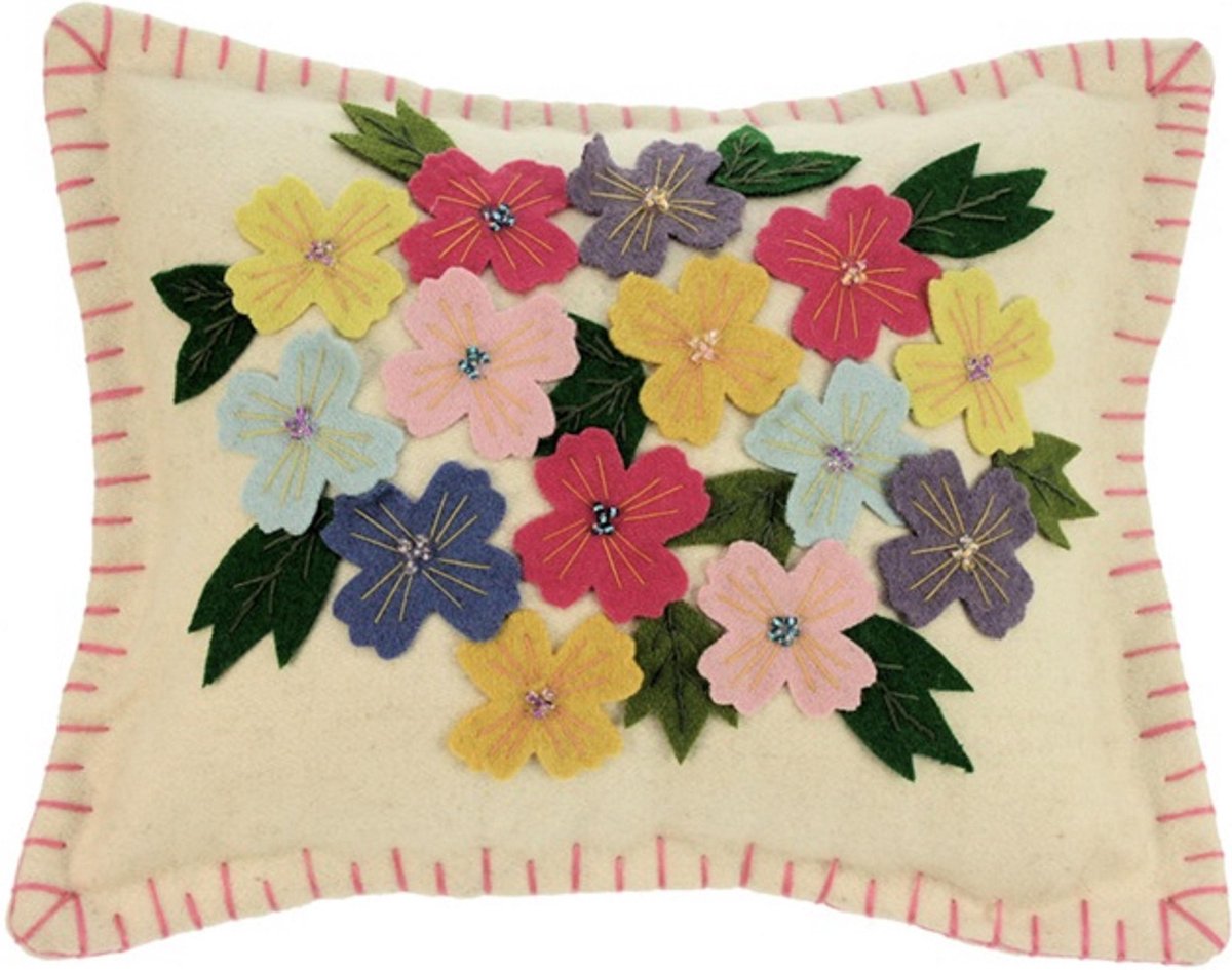 Kussen wit Bloemen, vilt incl. vulling 25,4x20,3cm