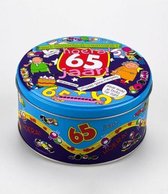 Verjaardag - Snoep - Snoeptrommel - 65 jaar- Gevuld met Snoep - In cadeauverpakking met gkleurd lint