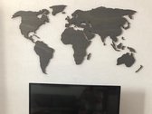 Paspartoet Houten wereldkaart met landgrenzen - 180x90 cm - greywash - houten wanddecoratie