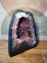 XoXo's - Amethist geode van 4,2 kilo - Amethyst geode - Mindful wonen - edelstenen