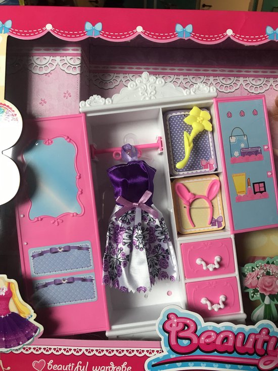 Correctie hongersnood Tegenstrijdigheid modepop Fashionata met garde-robe, kleding en accessoires past op Barbie |  bol.com
