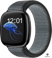 Strap-it Nylon smartwatch bandje - geschikt voor Fitbit Sense / Fitbit Versa 3 - groen-grijs
