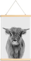 JUNIQE - Posterhanger Young Highland Cow Classic -30x45 /Wit & Zwart