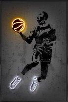 JUNIQE - Poster in kunststof lijst Michael Jordan 23 -40x60 /Geel &