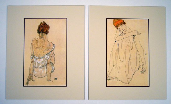 Perfecte set van 2 Posters in dubbel passe-partout -  Egon Schiele - Die Tanzerin & Zittende Vrouw, op the Rug - Kunst  -2x 50 x 60 cm