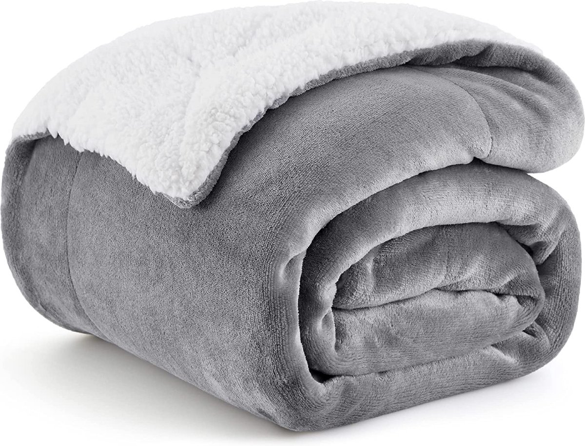 Luxe Bedsprei