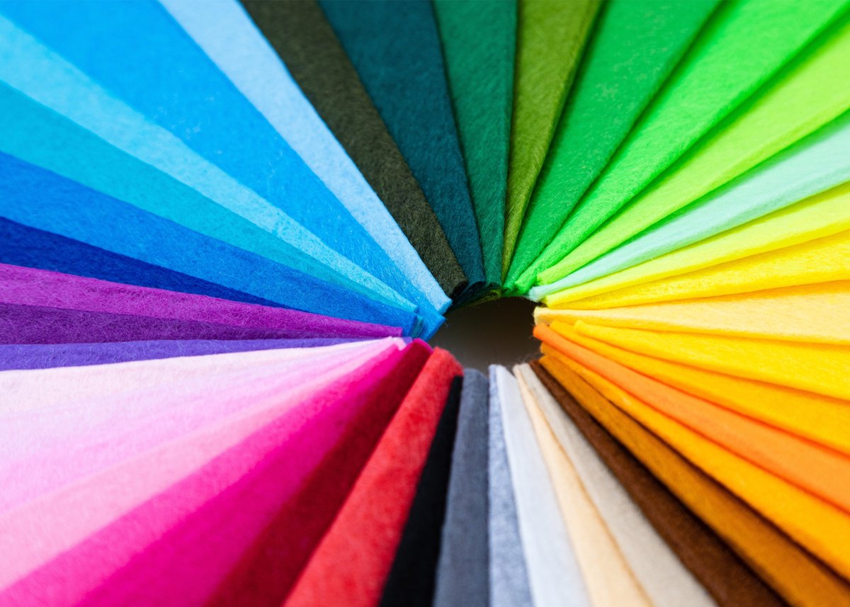 Vaessen Creative 10429-003 Viltstof, 30 kleuren, knutselvilt, 1 mm, 10 x 15 cm, vilt om te naaien, doe-het-zelf knutselen en scrapbooking