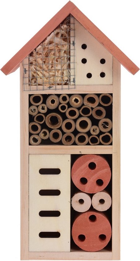 Charmant insectenhotel met oranje dak