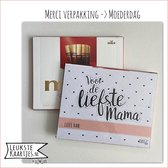 Kaartkadootje Merci -> Moederdag – No:06 (Merci Chocolade - Voor de Liefste Mama - Hartjes-ruit-dots-Zwart/Wit) - LeuksteKaartjes.nl by xMar