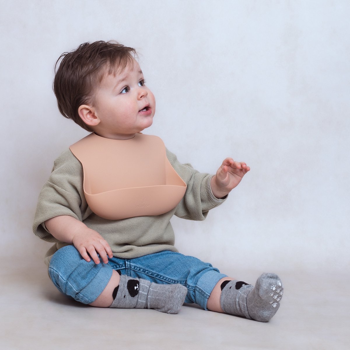 Goedkoopste Siliconen Slabbetje Lalieloe - Slab - Met opvangbakje - Verstelbaar - Peach