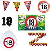 18 jaar verjaardag versiering pakket verkeersbord incl. Gevelvlag (pakket 2) | 18 jaar versiering | 18 jaar feestje